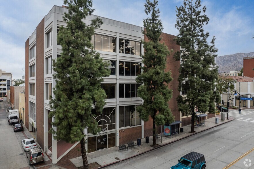 More Photos Of 175 E Olive Ave, Burbank Office For Lease