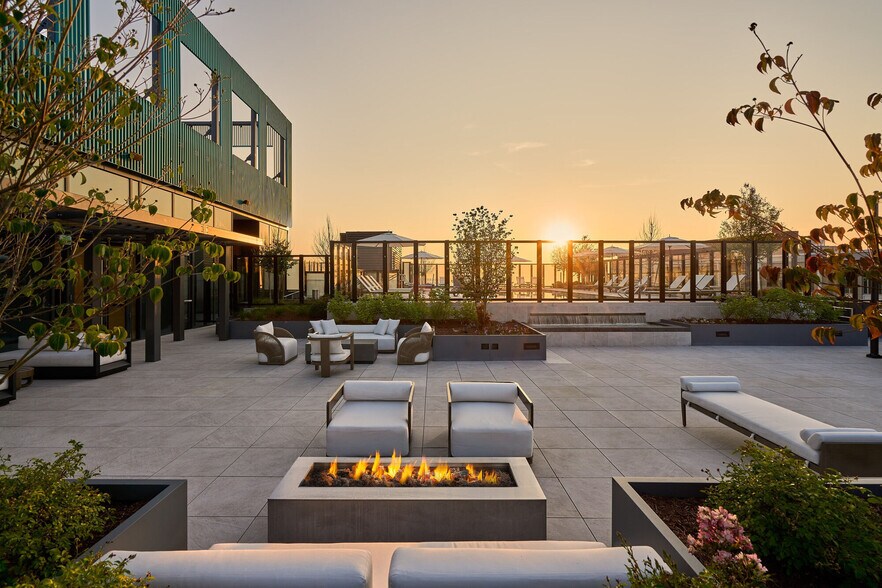 More Photos Of 3030 S Potomac Ave, Arlington Multifamily For Sale