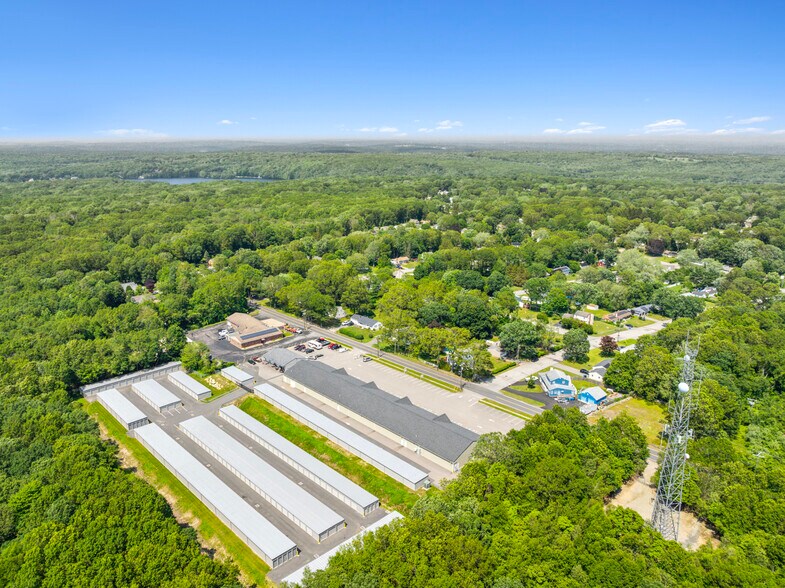 More Photos Of 430 Chapel Hill Rd, Oakdale Freestanding For Lease