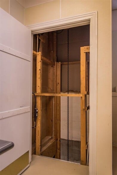 More Photos Of 2569 Charlevoix Rd, Petoskey Restaurant For Sale