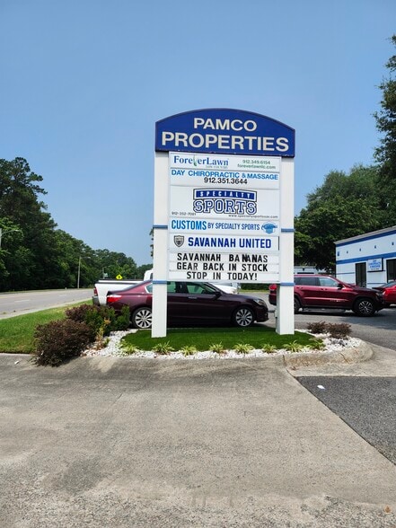 More Photos Of 702 Mall Blvd, Savannah Loft Creative Space For Lease