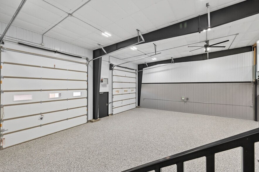 More Photos Of 663 Valerie Ave, Hudson Specialty For Sale