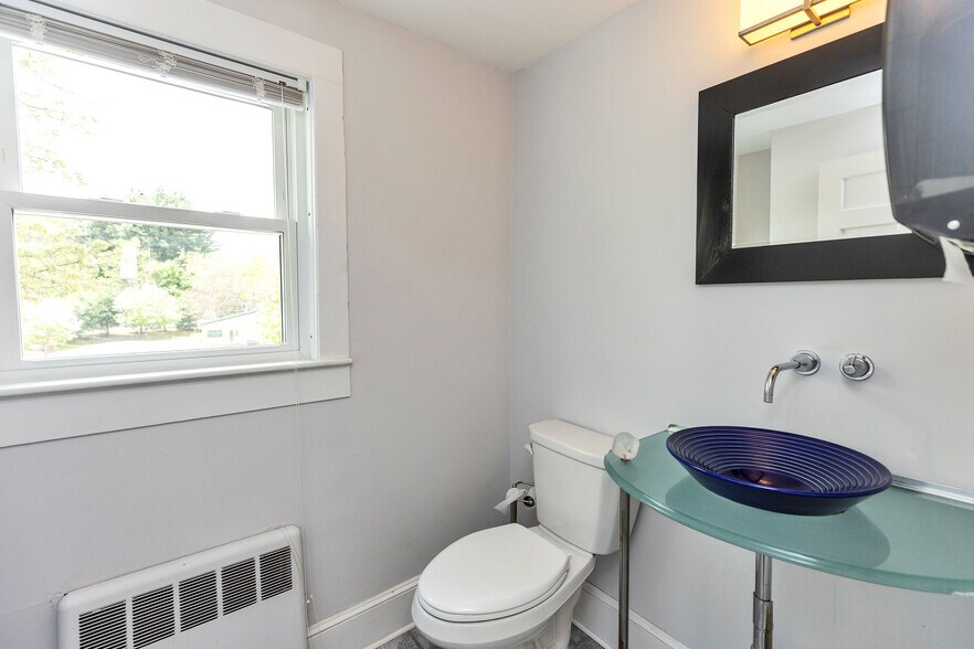 More Photos Of 479 Nashua St, Milford Office For Sale