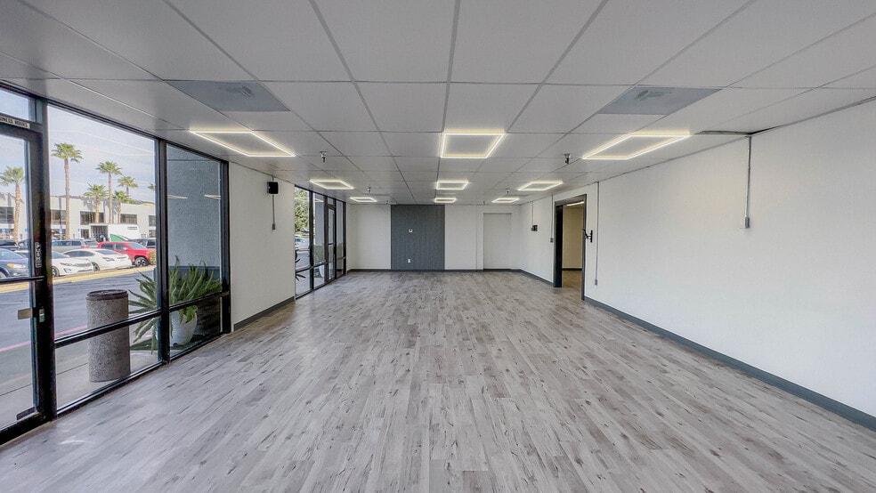 More Photos Of 340 Rancheros Dr, San Marcos Warehouse For Sale