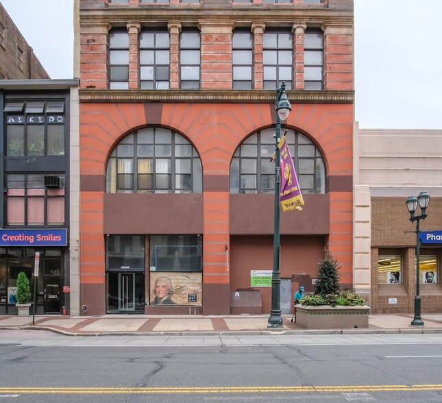 Primary Photo Of 726-728 Market St, Philadelphia Apartments For Lease