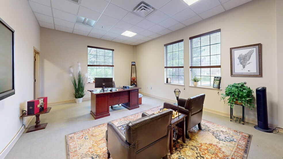 More Photos Of 500 Plantation Park Dr, Loganville Office For Lease