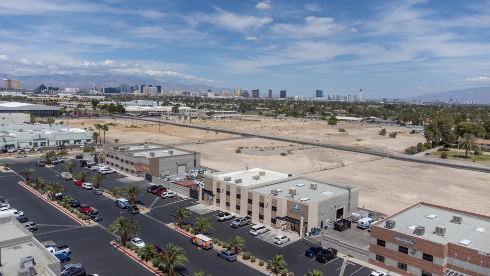 More Photos Of 5961 McLeod Dr, Las Vegas Warehouse For Sale