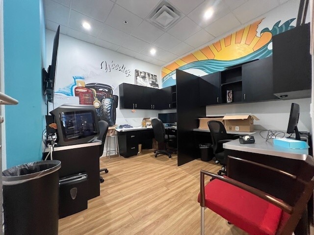 More Photos Of 142 W Platt St, Tampa Office Residential For Lease