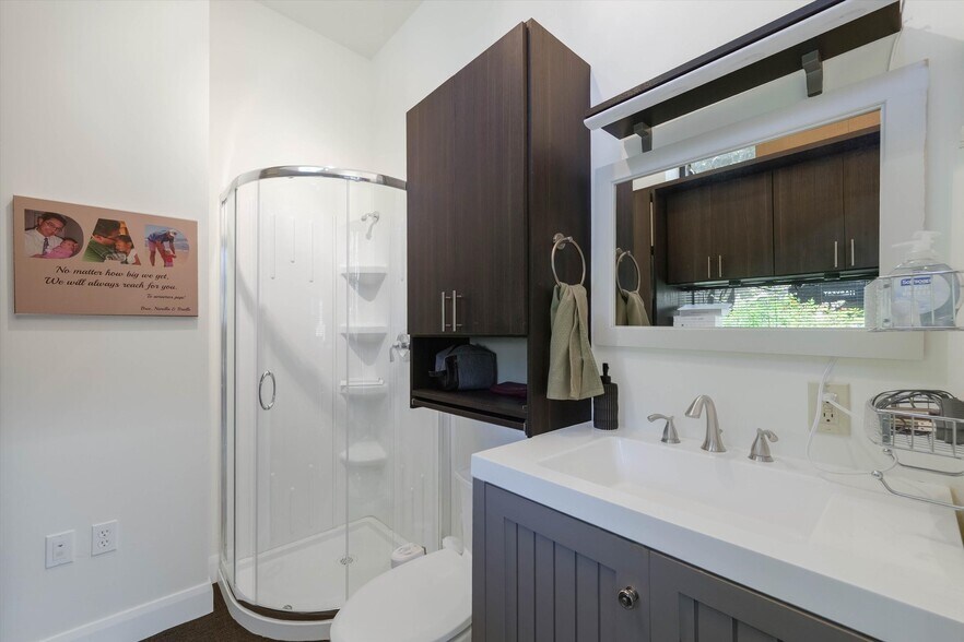 More Photos Of 3215 Old Conejo Rd, Newbury Park Medical For Sale