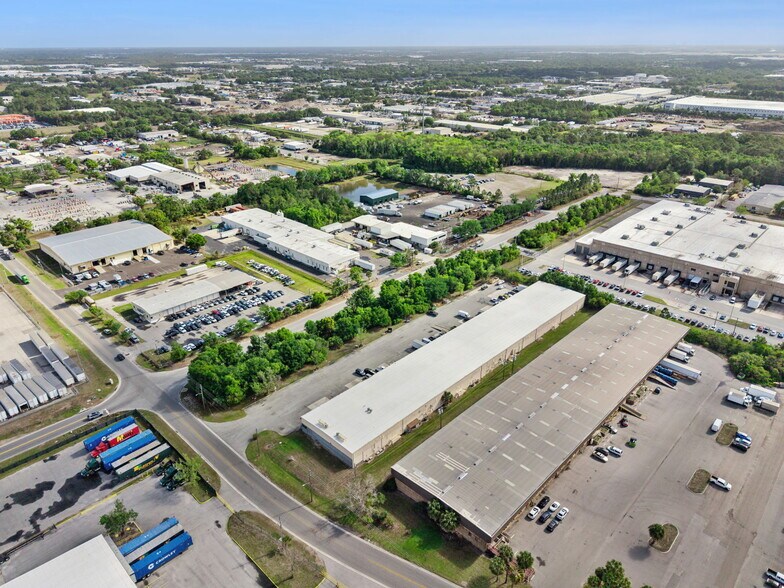 More Photos Of 10207-10235 General Dr, Orlando Warehouse For Sale