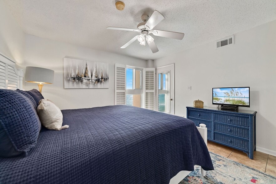 More Photos Of 1007 West Beach Blvd, Gulf Shores Apartments For Sale