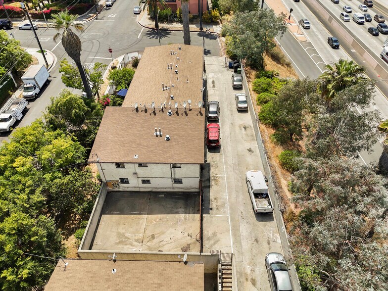 More Photos Of 1973-2015 W 22nd St, Los Angeles Apartments For Sale