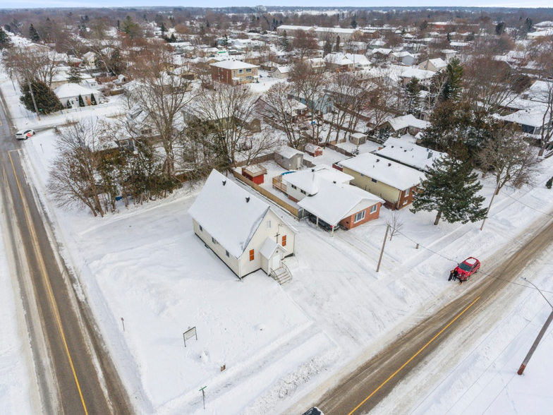 Primary Photo Of 364 Regent St, Orillia Religious Facility For Sale