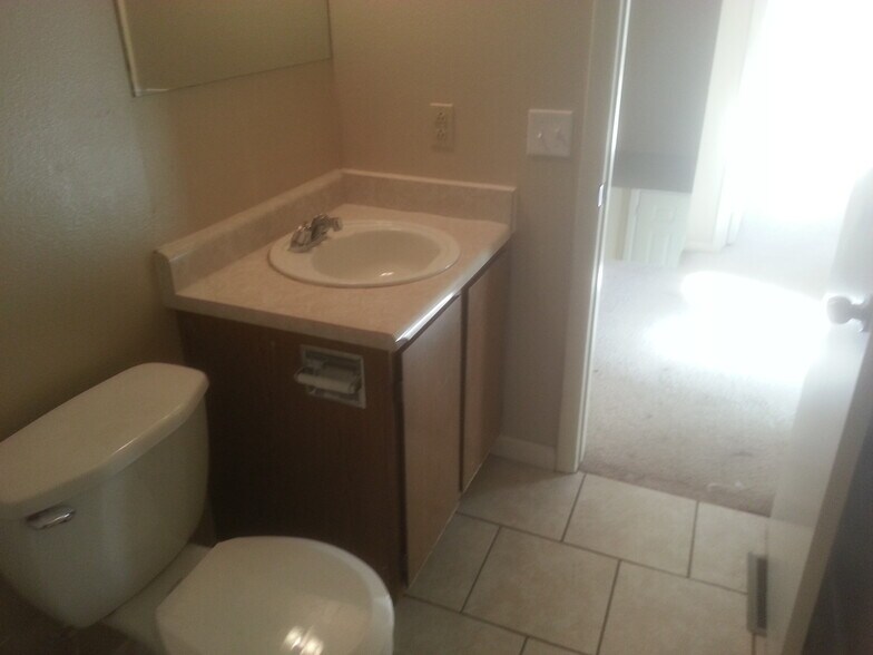 More Photos Of 6664-6670 Provincial Dr, Fountain Apartments For Sale