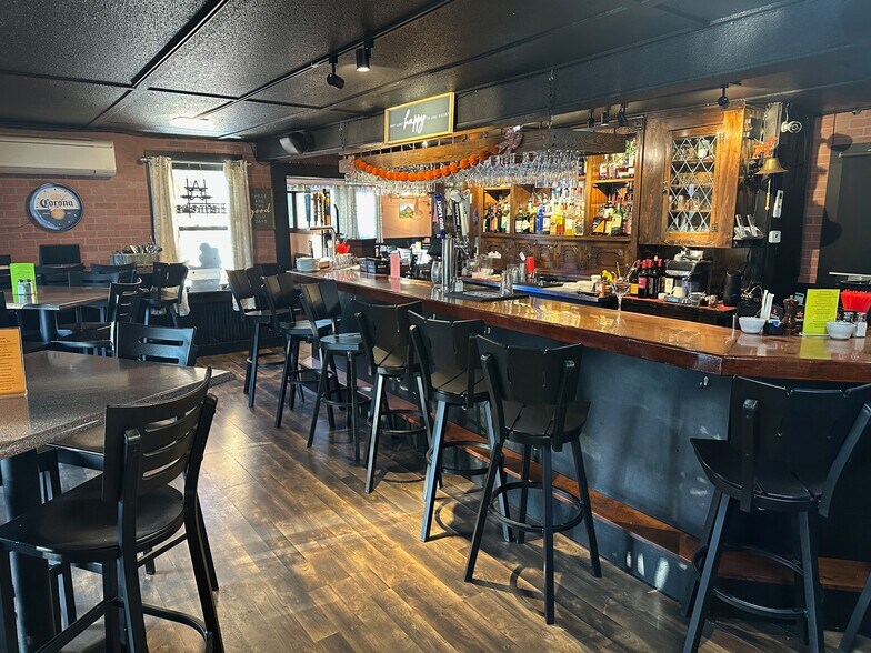 More Photos Of 131 Church St, Granville Specialty For Sale