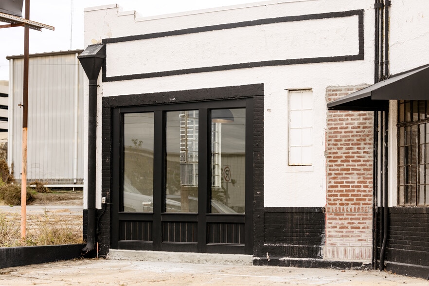 More Photos Of 609 2nd, Macon-Bibb General Retail For Lease