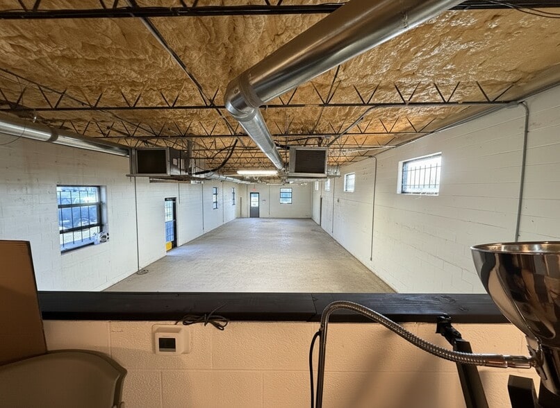 More Photos Of 1825 W Main St, Oklahoma City Warehouse For Sale