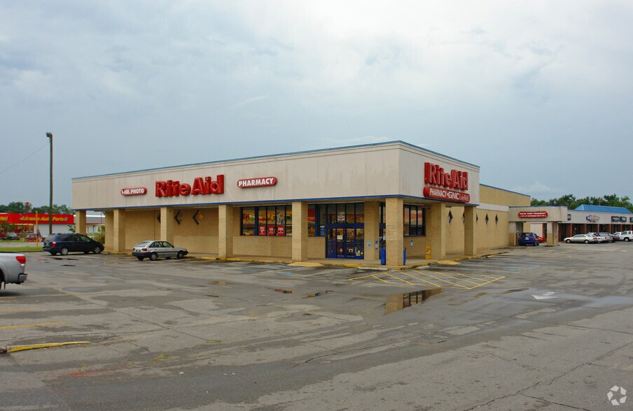 More Photos Of 7301-7361 Theodore Dawes Rd, Theodore Unknown For Lease