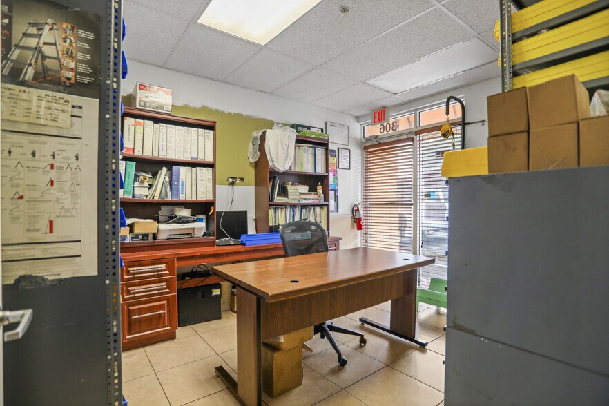 More Photos Of 12351 SW 128th Ct, Miami Warehouse For Sale