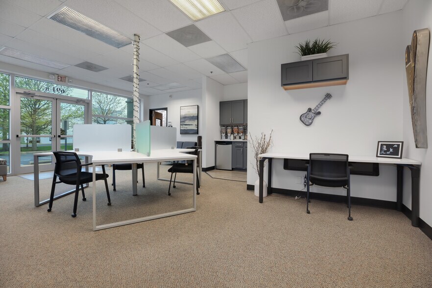 More Photos Of 691 Trade Center Blvd, Chesterfield Coworking Space