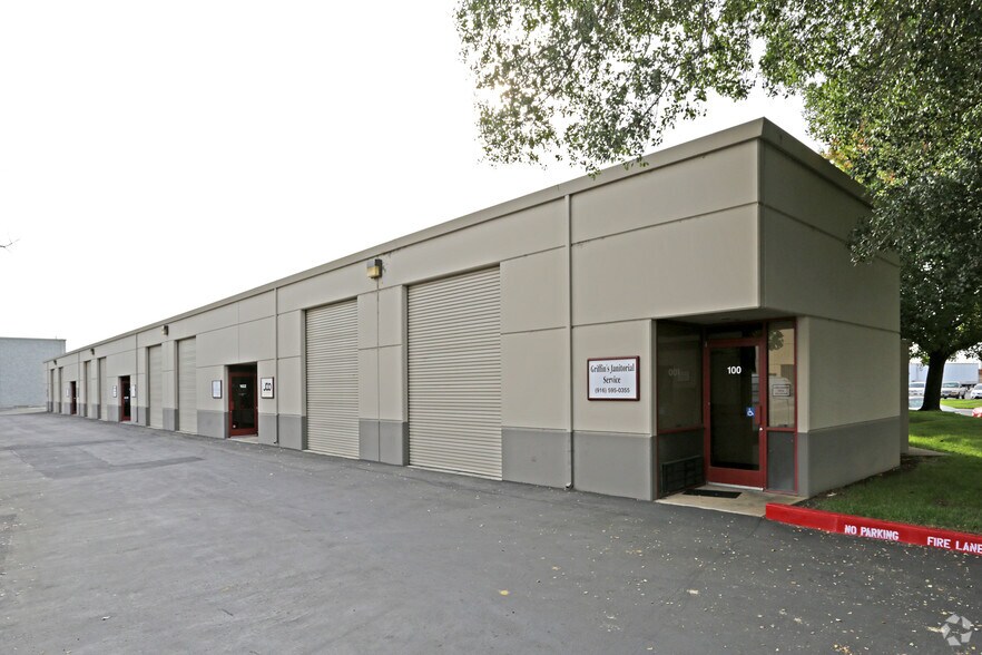 More Photos Of 5451 Warehouse Way, Sacramento Warehouse For Lease
