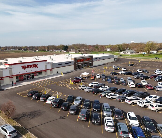 More Photos Of 1435 E Jackson St, Macomb Fast Food For Lease