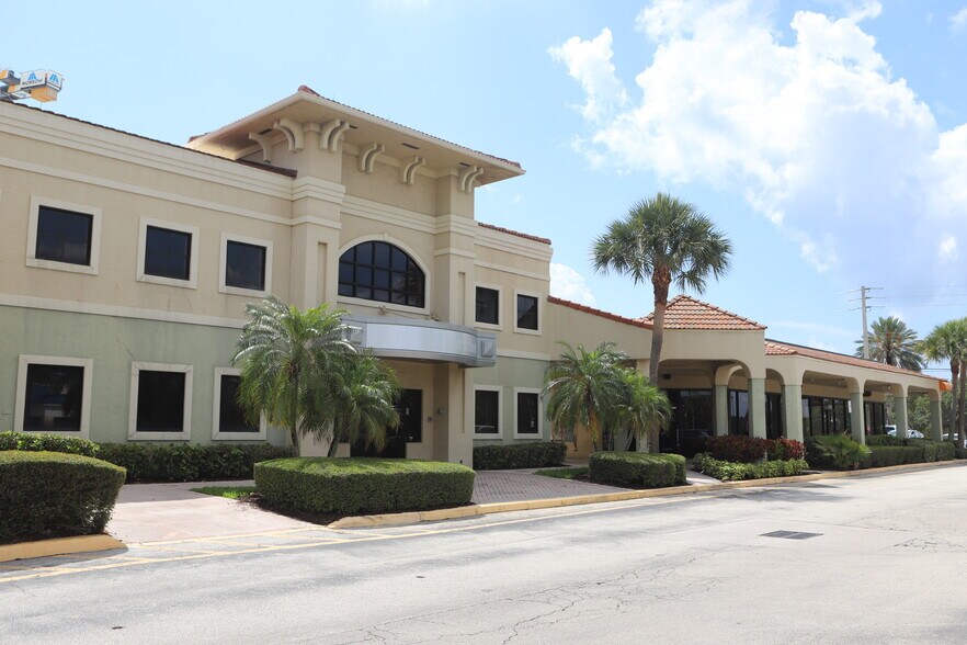 More Photos Of 803-901 Donald Ross Rd, Juno Beach Unknown For Lease