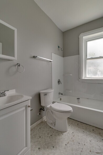 More Photos Of 1402 Granville Pl, Saint Louis Apartments For Sale