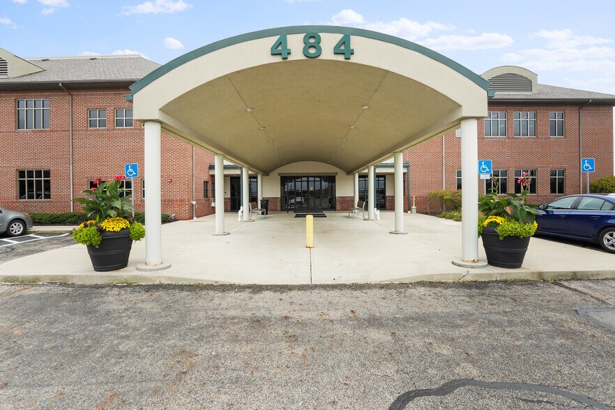 More Photos Of 484 County Line Rd W, Westerville Medical For Lease