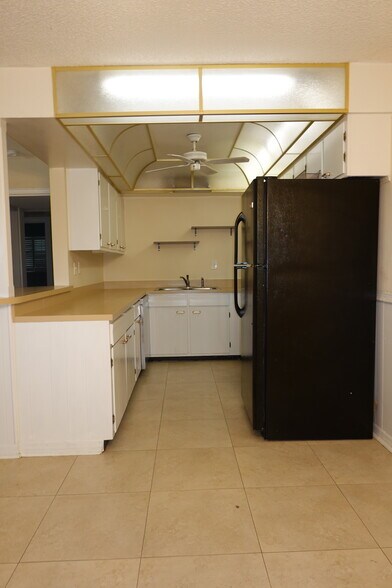 More Photos Of 2887 S Osceola Ave, Orlando Office For Sale