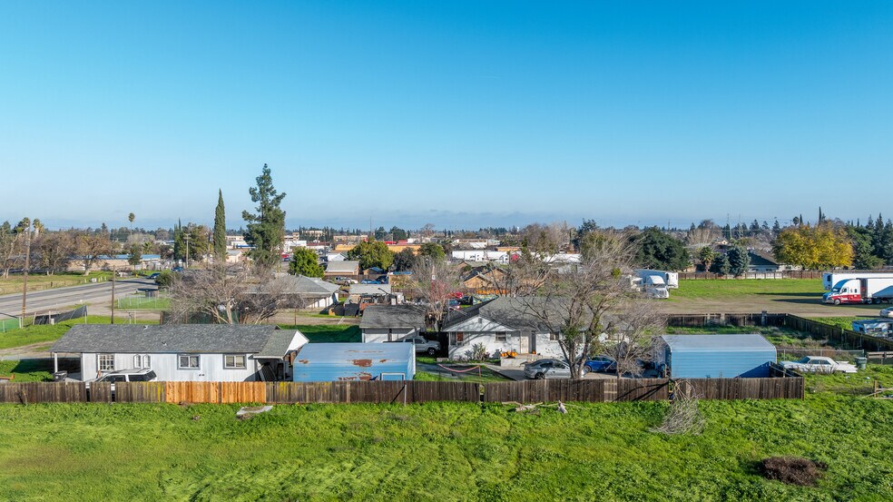 More Photos Of 2256 W Yosemite Ave, Manteca Specialty For Sale