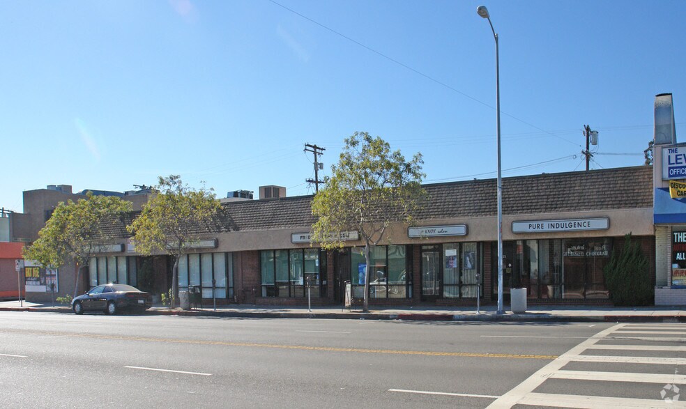 More Photos Of 2821-2835 S Robertson Blvd, Los Angeles Freestanding For Lease