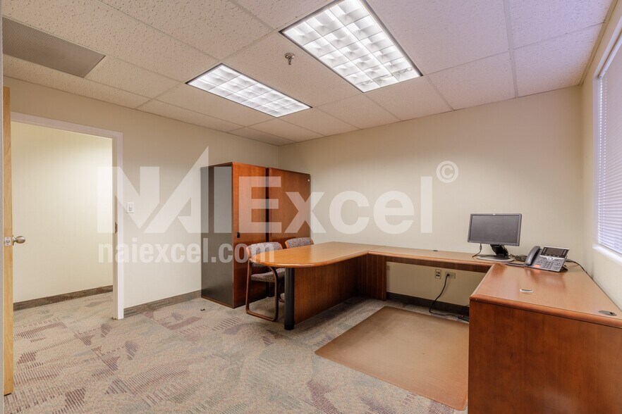 More Photos Of 1 S Main St, St George Bank For Sale