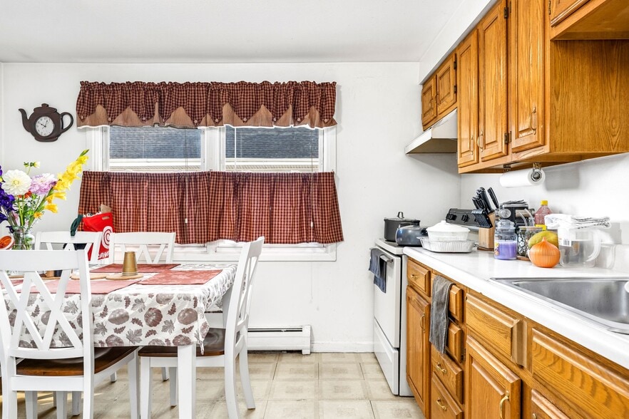 More Photos Of 25 Margaret St, Pawtucket Apartments For Sale