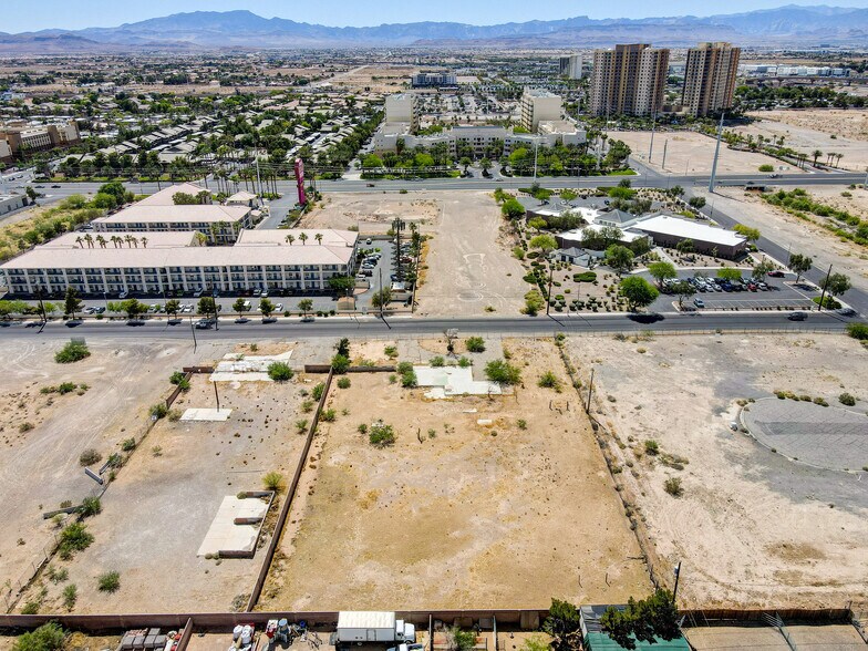 More Photos Of 8382 Giles St, Las Vegas Land For Sale