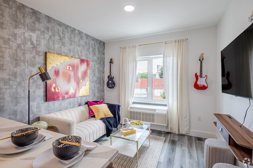 More Photos Of 102 Washington Ave, Belleville Apartments For Lease