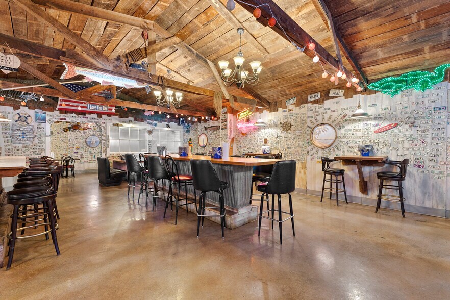 More Photos Of 1702 Highway 19 N, Thomaston Restaurant For Sale