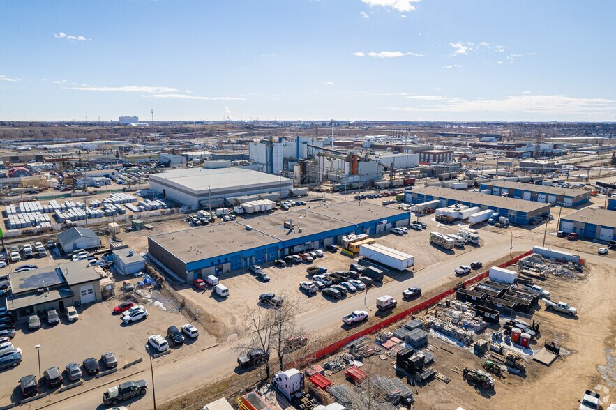 More Photos Of 4150 14A St SE, Calgary Warehouse For Lease