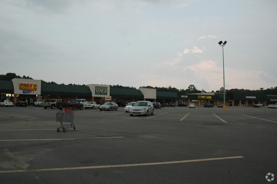 More Photos Of 2045 E Madison Ave, Bastrop Unknown For Lease