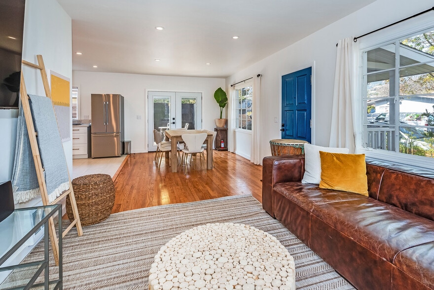 More Photos Of 208 S Voluntario St, Santa Barbara Apartments For Sale