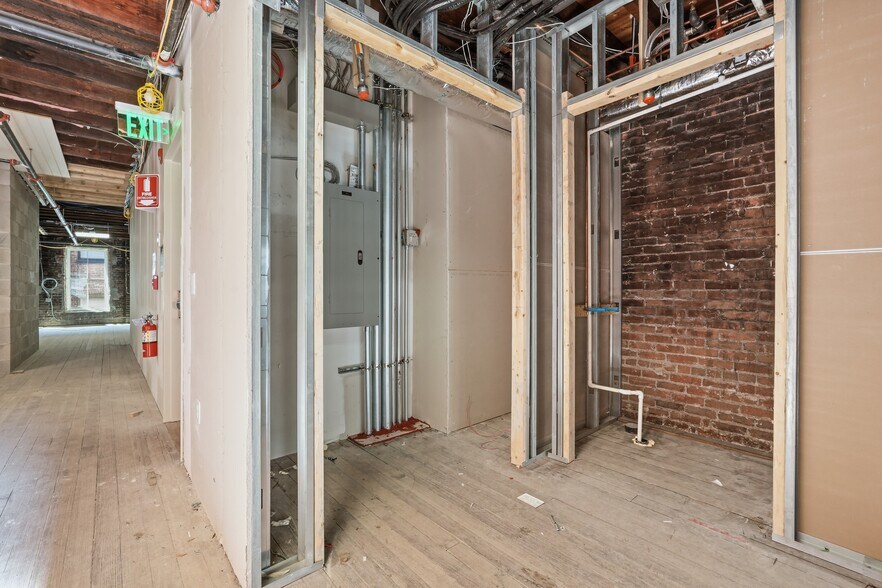 More Photos Of 245 High St, Holyoke Office For Lease