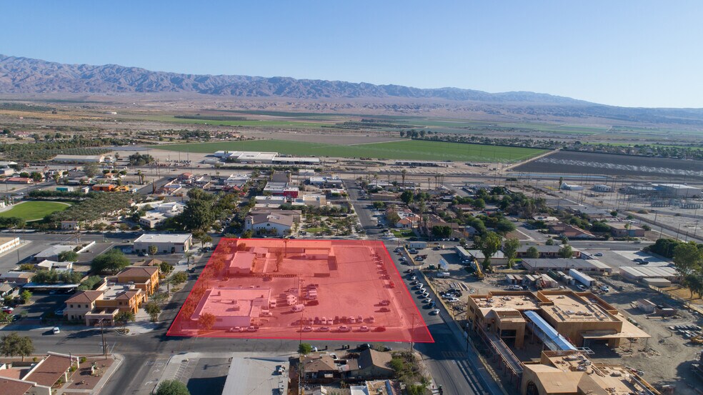 More Photos Of 1400 6th St, Coachella Office For Lease