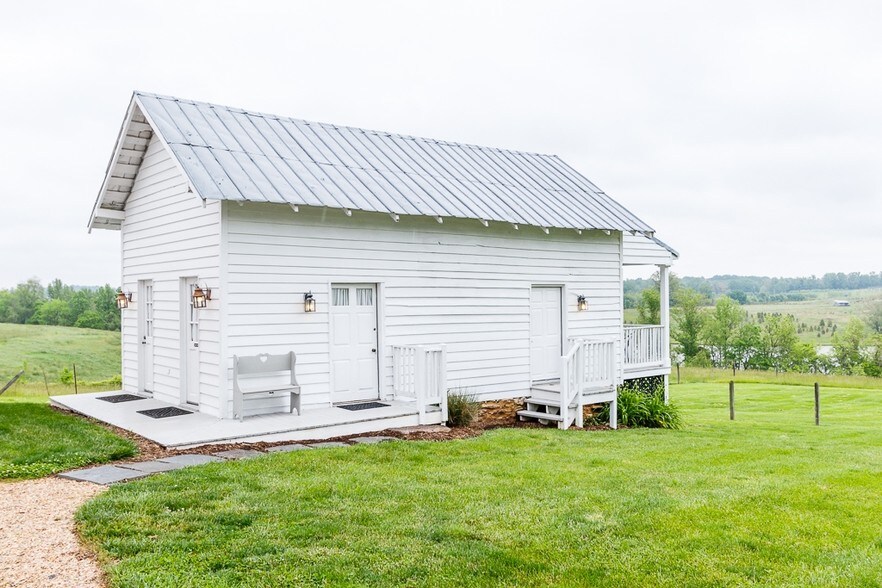 More Photos Of 11441 Grub Hill Church Rd, Amelia Court House Hospitality For Sale