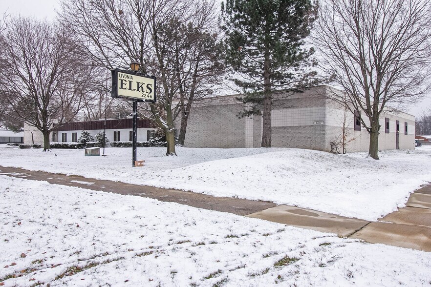 More Photos Of 31117 Plymouth Rd, Livonia Lodge Meeting Hall For Sale