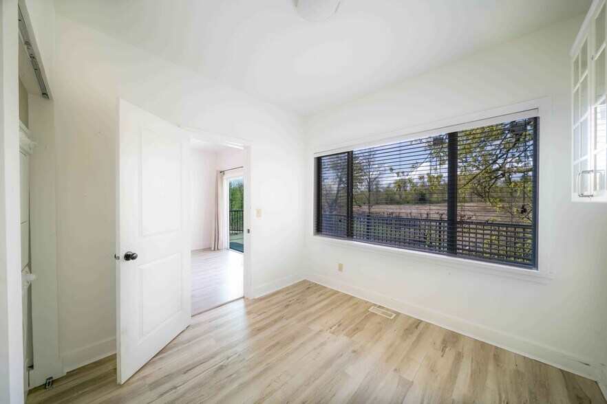 More Photos Of 2475 Mt Lehman Rd, Abbotsford Flex For Sale