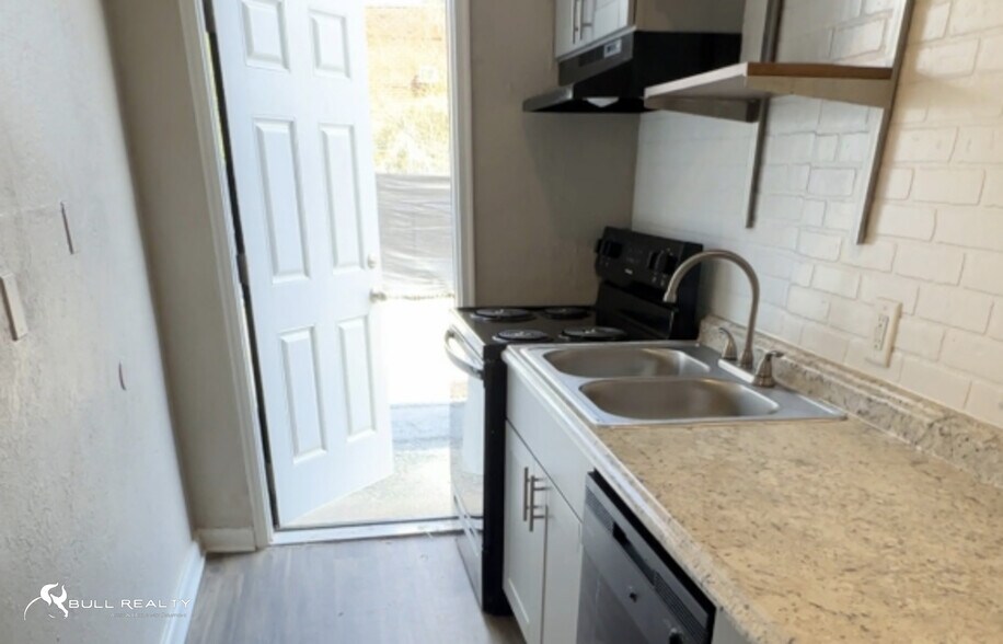More Photos Of 1247 Joseph E. Boone Blvd, Atlanta Apartments For Sale