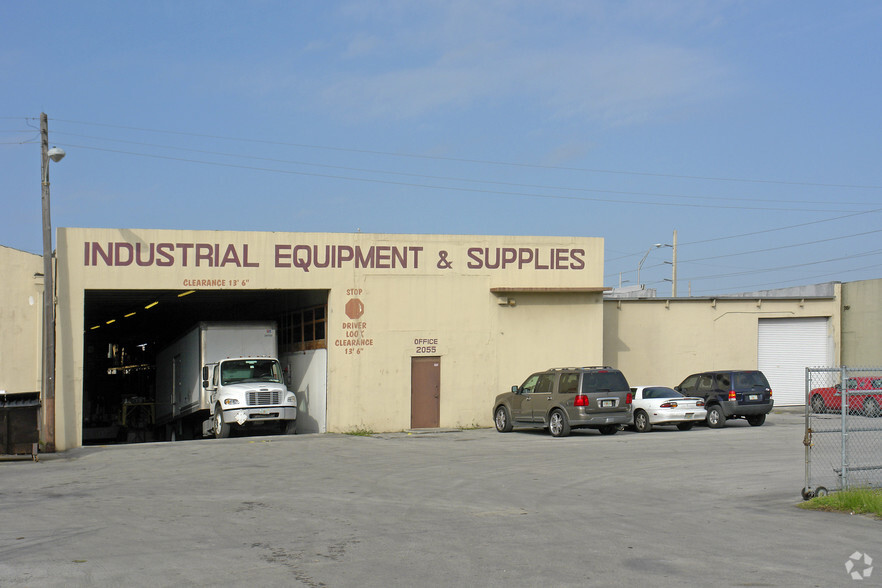 Primary Photo Of 2065 NW 7th Ave, Miami Warehouse For Lease