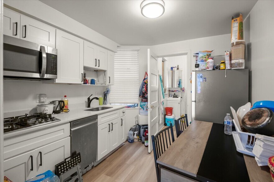 More Photos Of 677 Ellis St, San Francisco Apartments For Sale