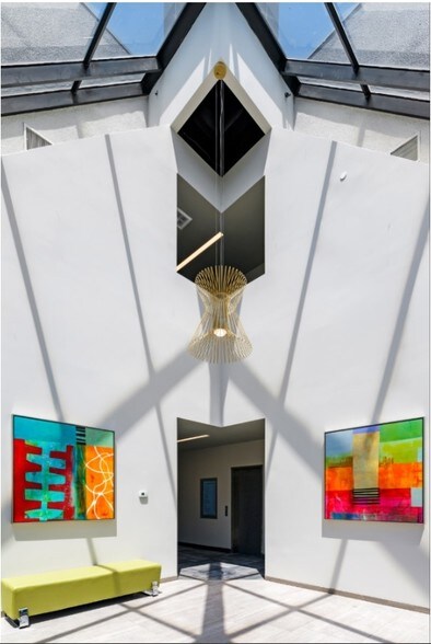 More Photos Of 410 S Melrose Dr, Vista Office For Lease