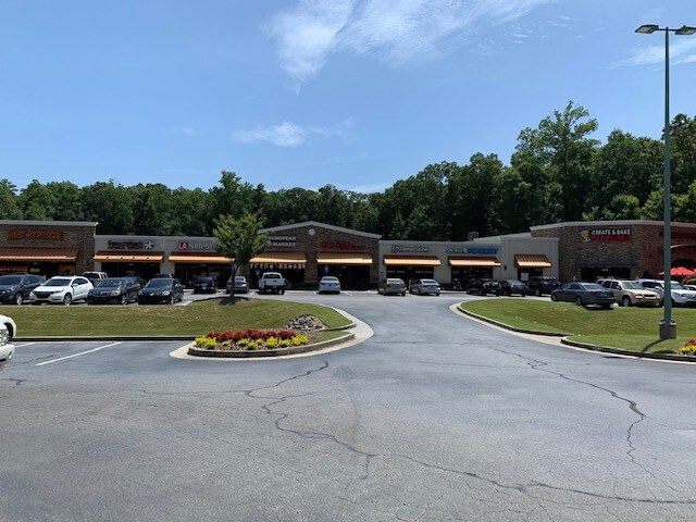 More Photos Of 2815 Buford Dr, Buford Freestanding For Lease